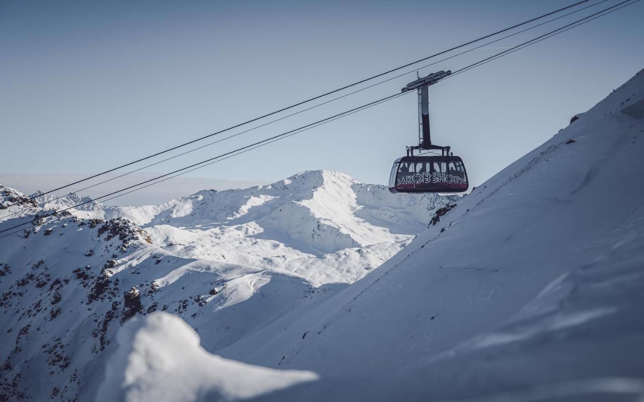 Hotel National By Mountain Hotels ダヴォス・プラッツ エクステリア 写真