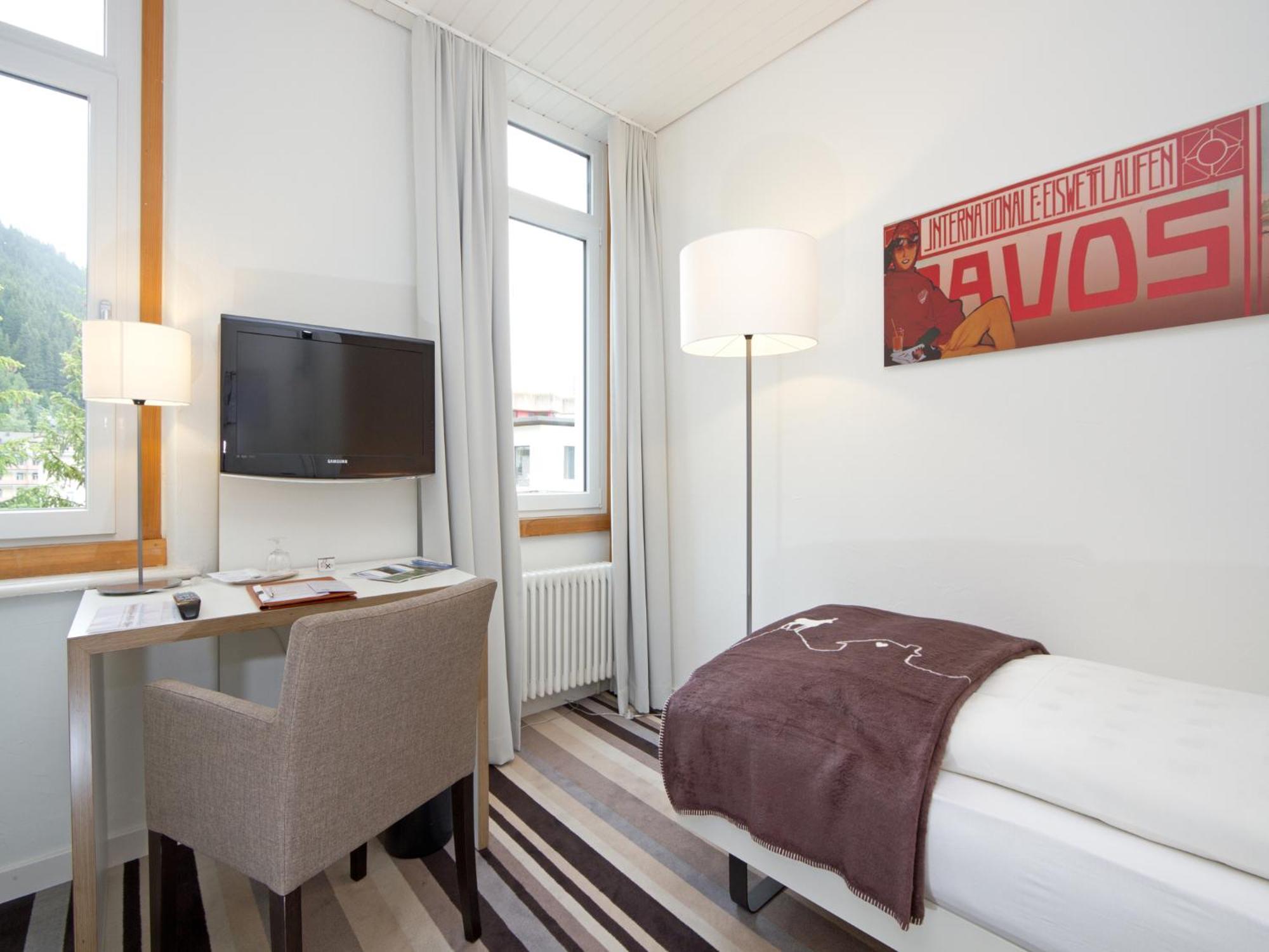 Hotel National By Mountain Hotels ダヴォス・プラッツ エクステリア 写真