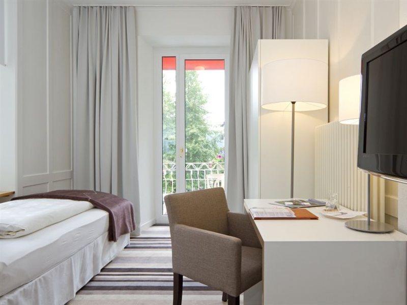 Hotel National By Mountain Hotels ダヴォス・プラッツ エクステリア 写真